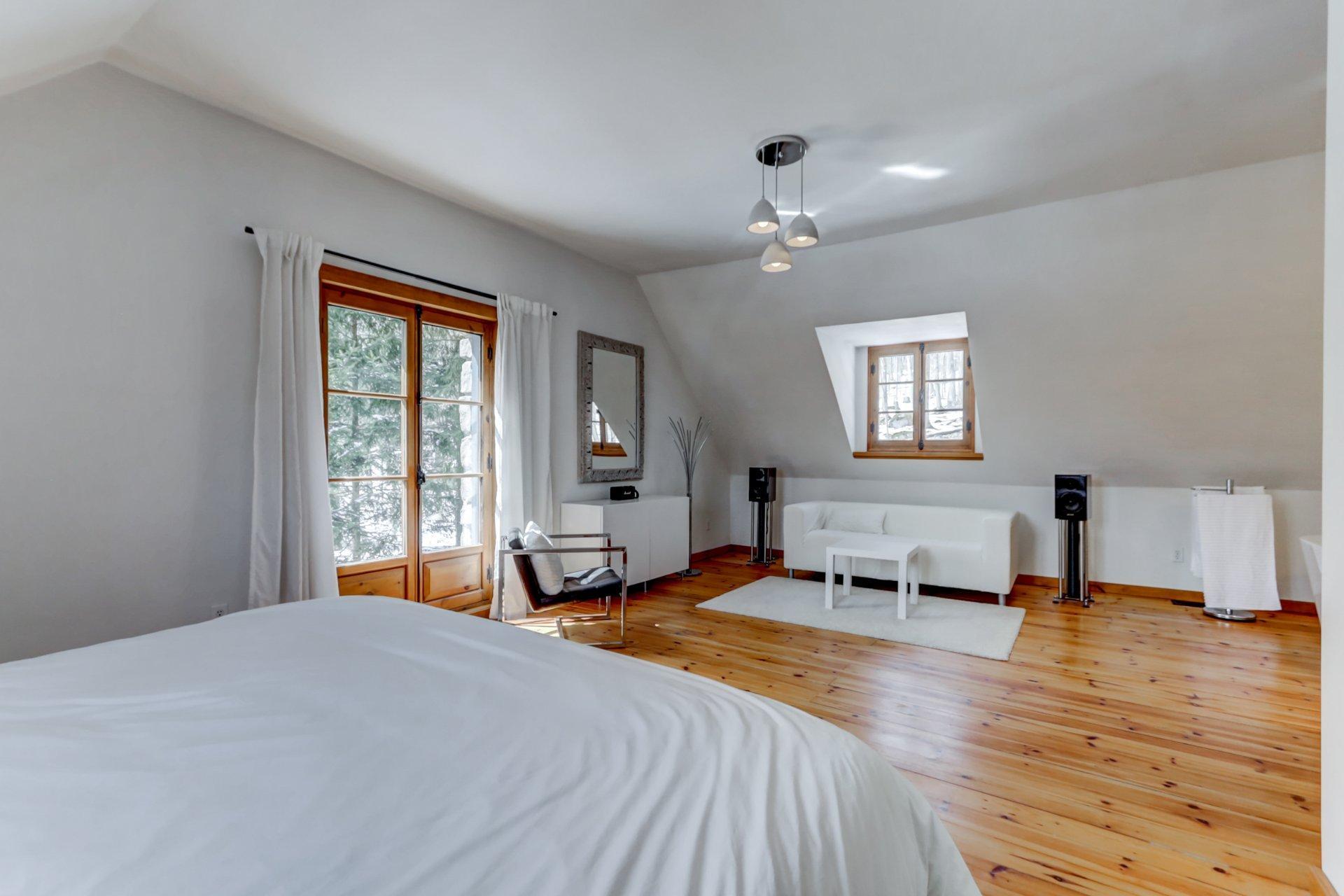









1588


Rue Forest

,
Prévost,




QC
J0R1T0

