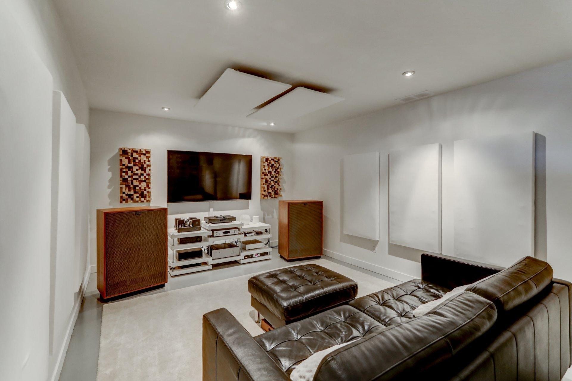 









1588


Rue Forest

,
Prévost,




QC
J0R1T0

