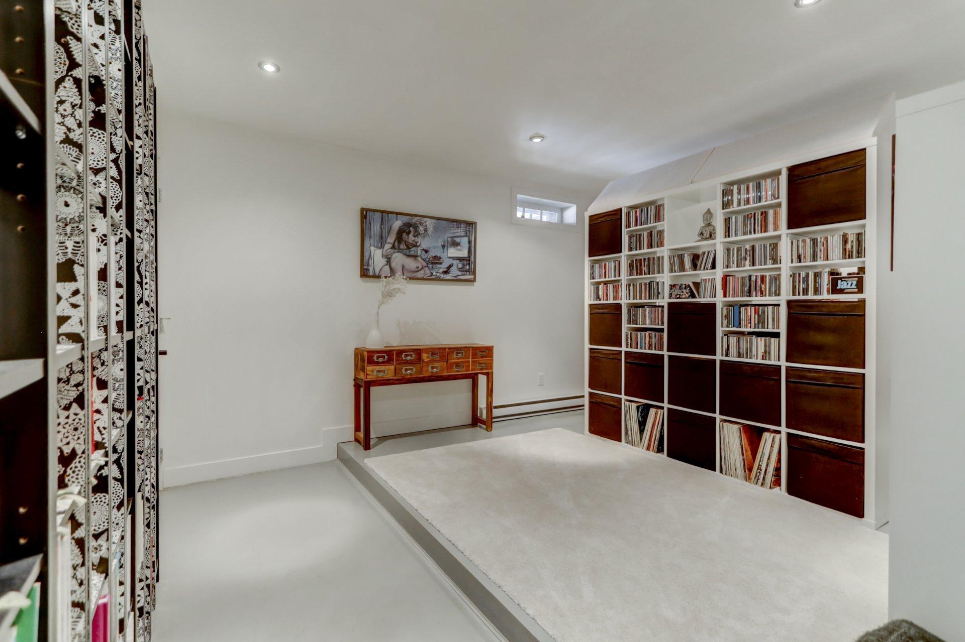 









1588


Rue Forest

,
Prévost,




QC
J0R1T0

