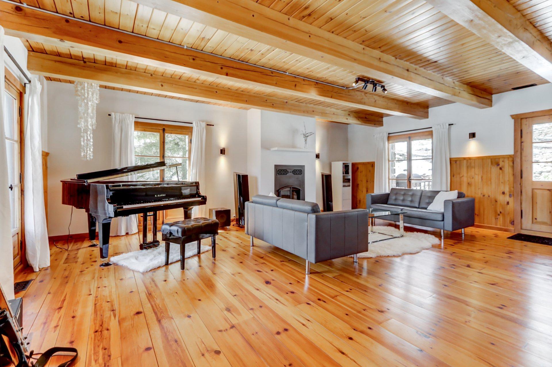 









1588


Rue Forest

,
Prévost,




QC
J0R1T0

