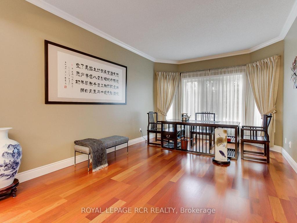 









558


Lyman

Boulevard,
Newmarket,




ON
L3X 1V8


