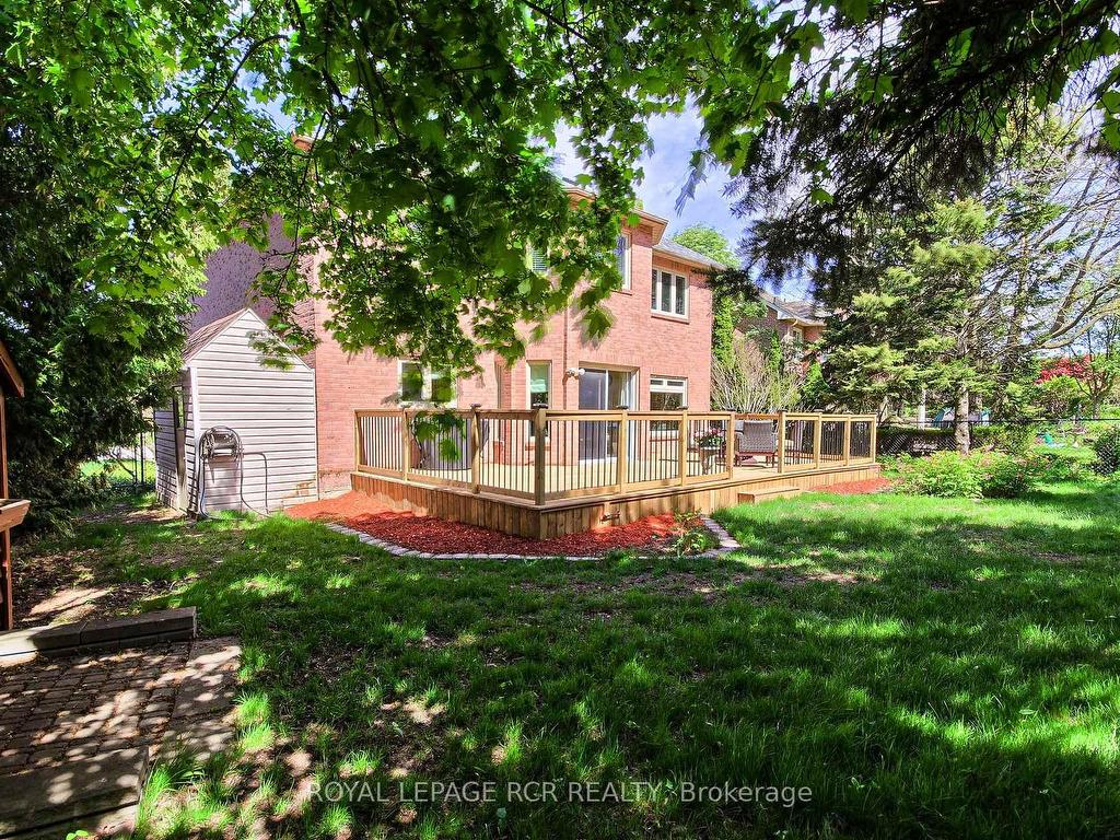 









558


Lyman

Boulevard,
Newmarket,




ON
L3X 1V8


