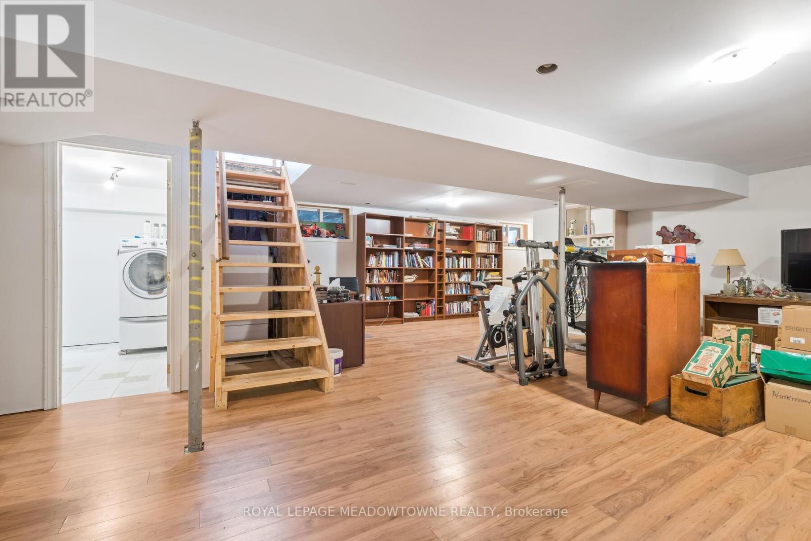 












11317 REGIONAL ROAD 25

,
Halton Hills,




Ontario
L7J2M1

