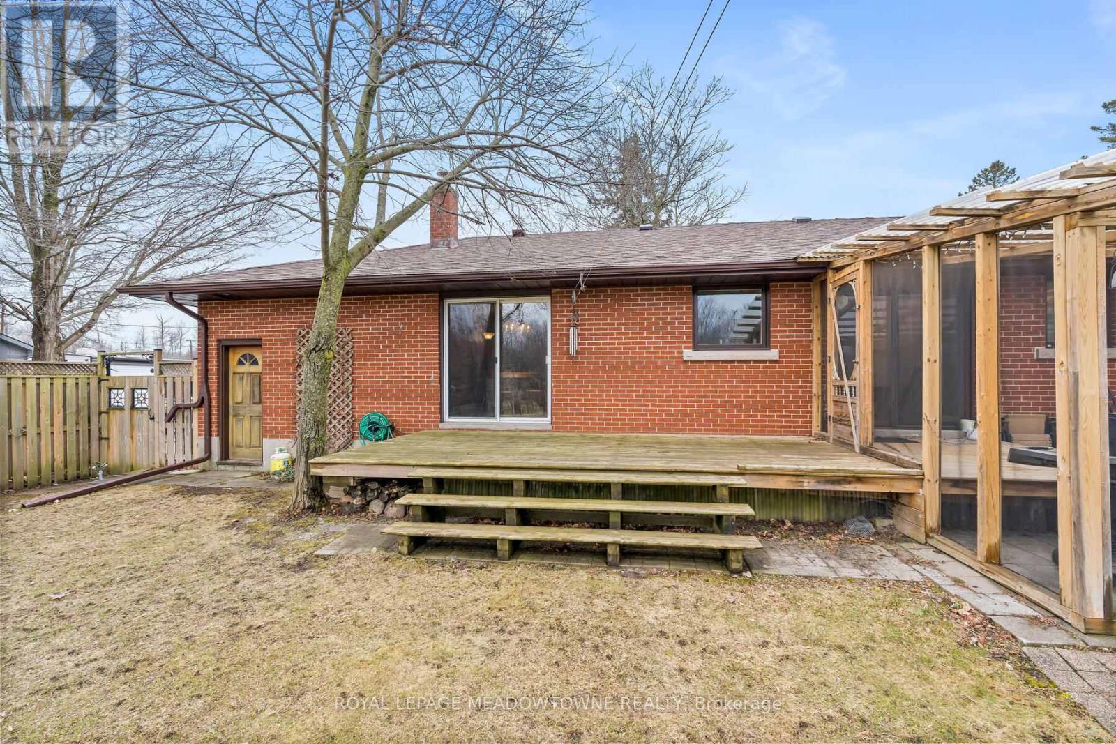 












11317 REGIONAL ROAD 25

,
Halton Hills,




Ontario
L7J2M1

