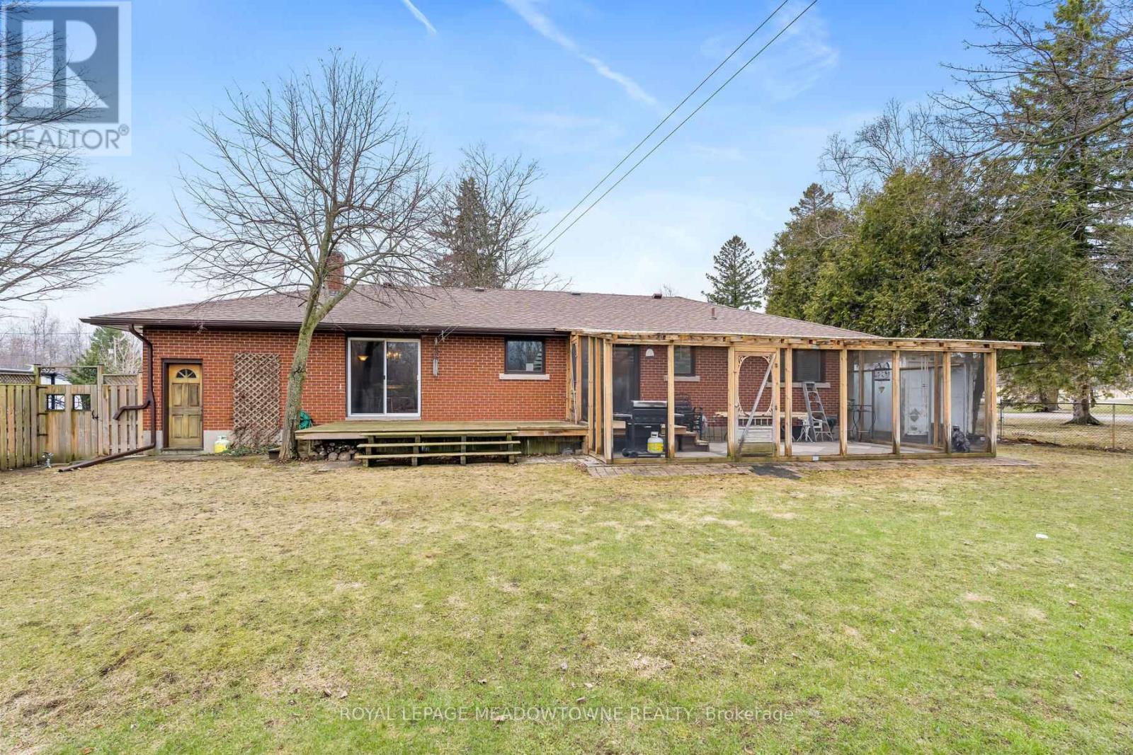 












11317 REGIONAL ROAD 25

,
Halton Hills,




Ontario
L7J2M1

