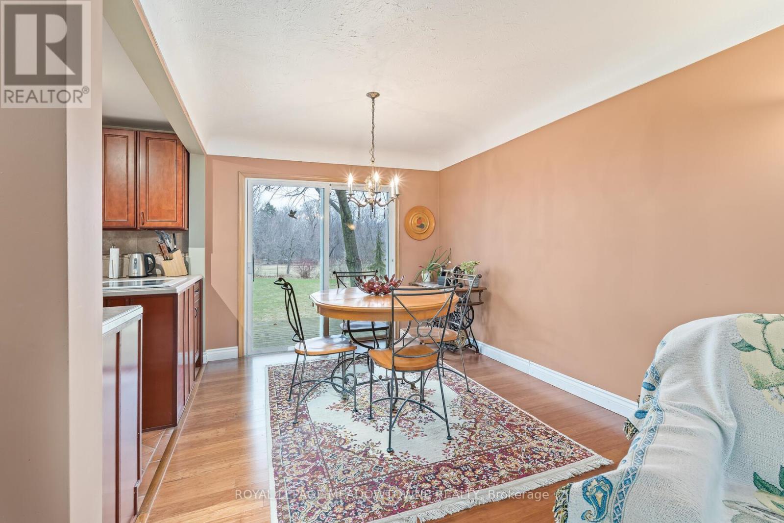 












11317 REGIONAL ROAD 25

,
Halton Hills,




Ontario
L7J2M1

