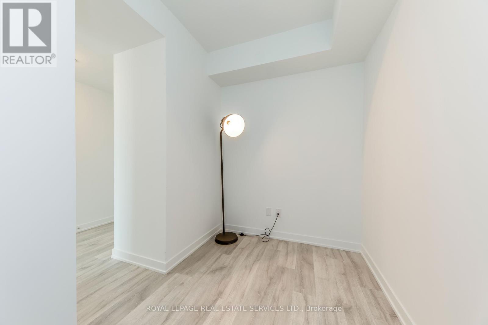 












1115 - 220 MISSINNIHE WAY

,
Mississauga,




Ontario
L5H0A9

