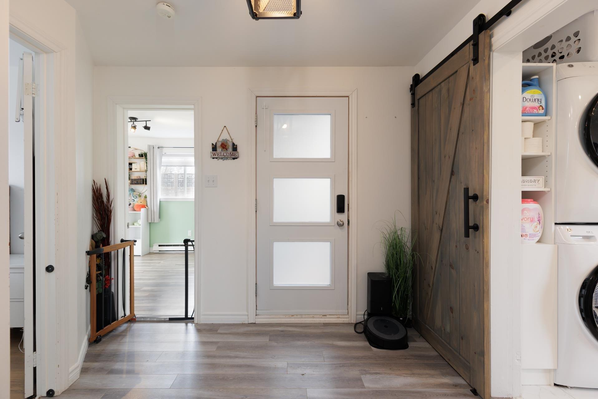 









279


3e Rue

,
Saint-Zotique,




QC
J0P1Z0

