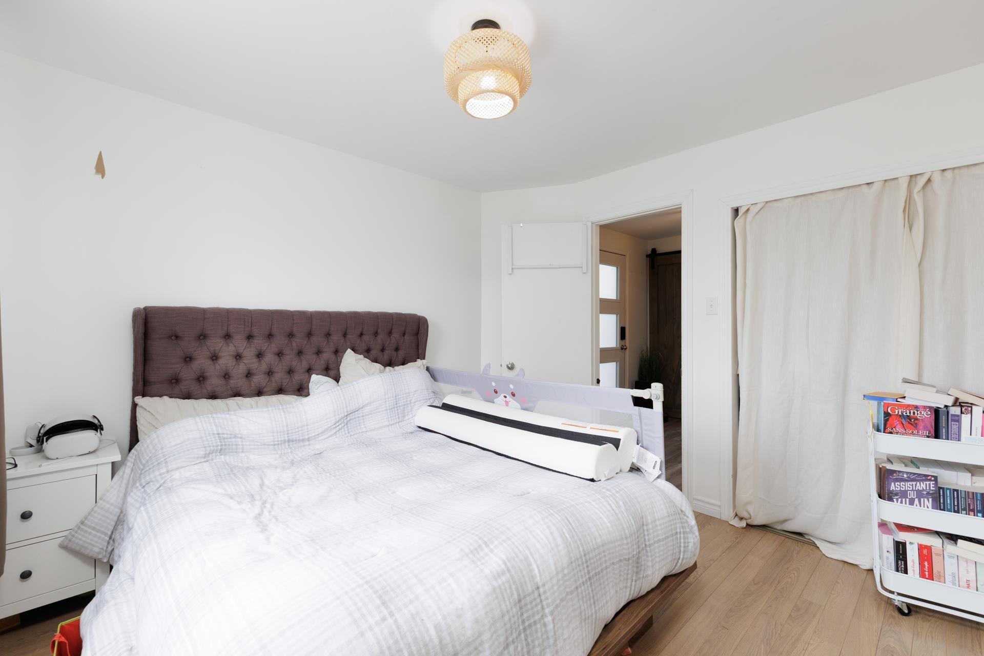 









279


3e Rue

,
Saint-Zotique,




QC
J0P1Z0

