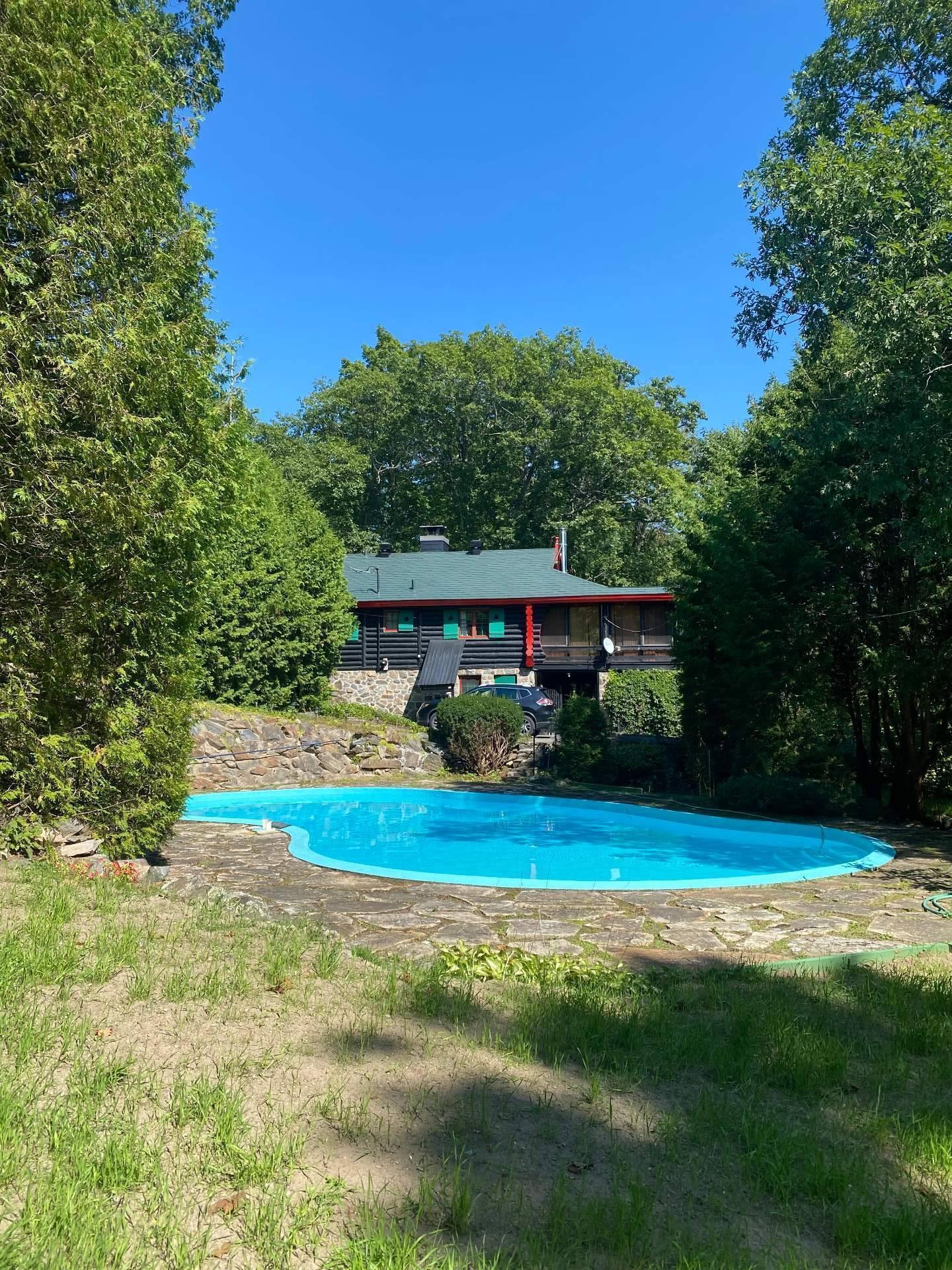 









477


Ch. des Critiques

,
Montebello,




QC
J0V1L0

