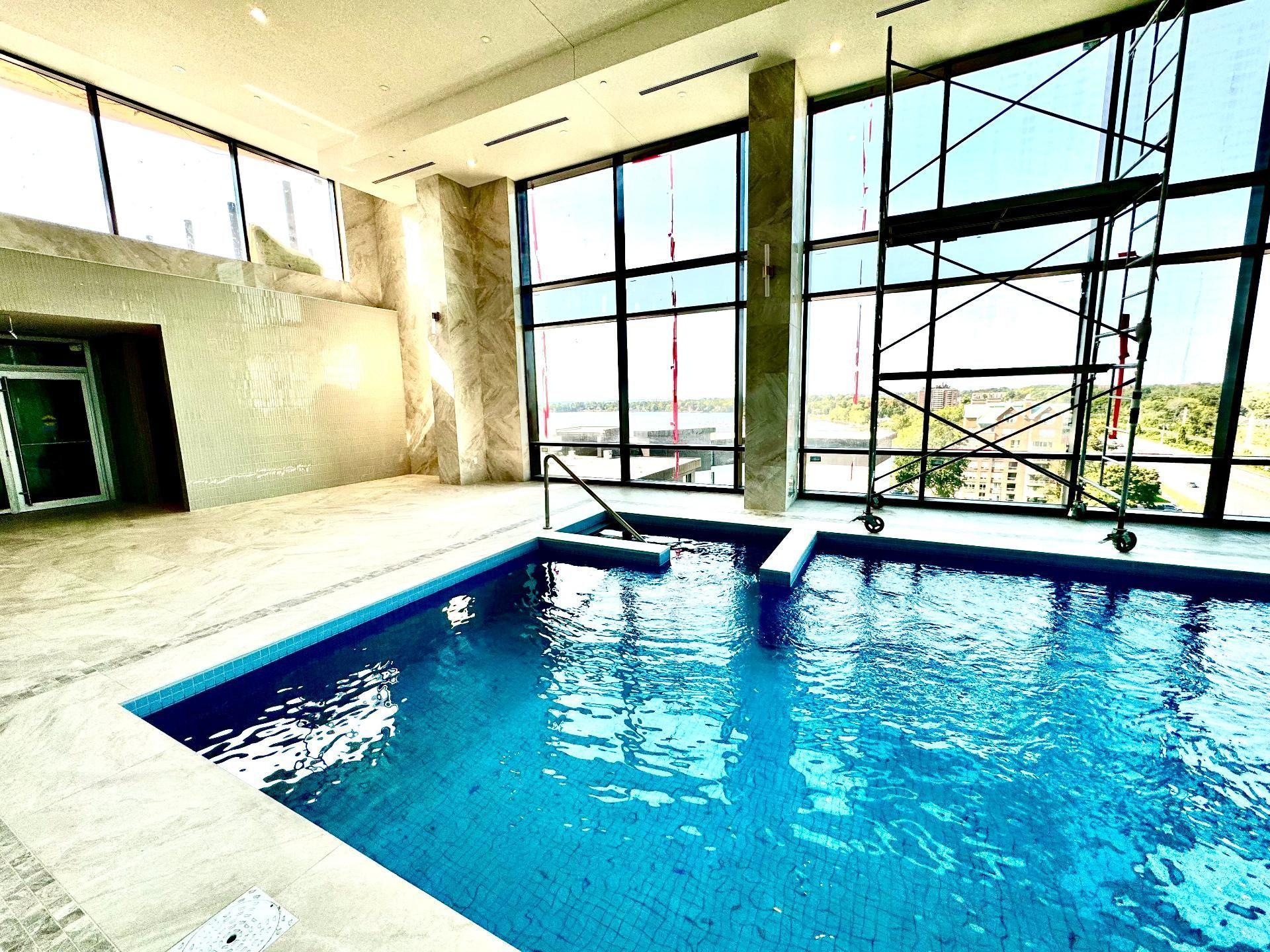 









32


Ch. du Bord-du-Lac-Lakeshore

, 413,
Pointe-Claire,




QC
H9S0B9

