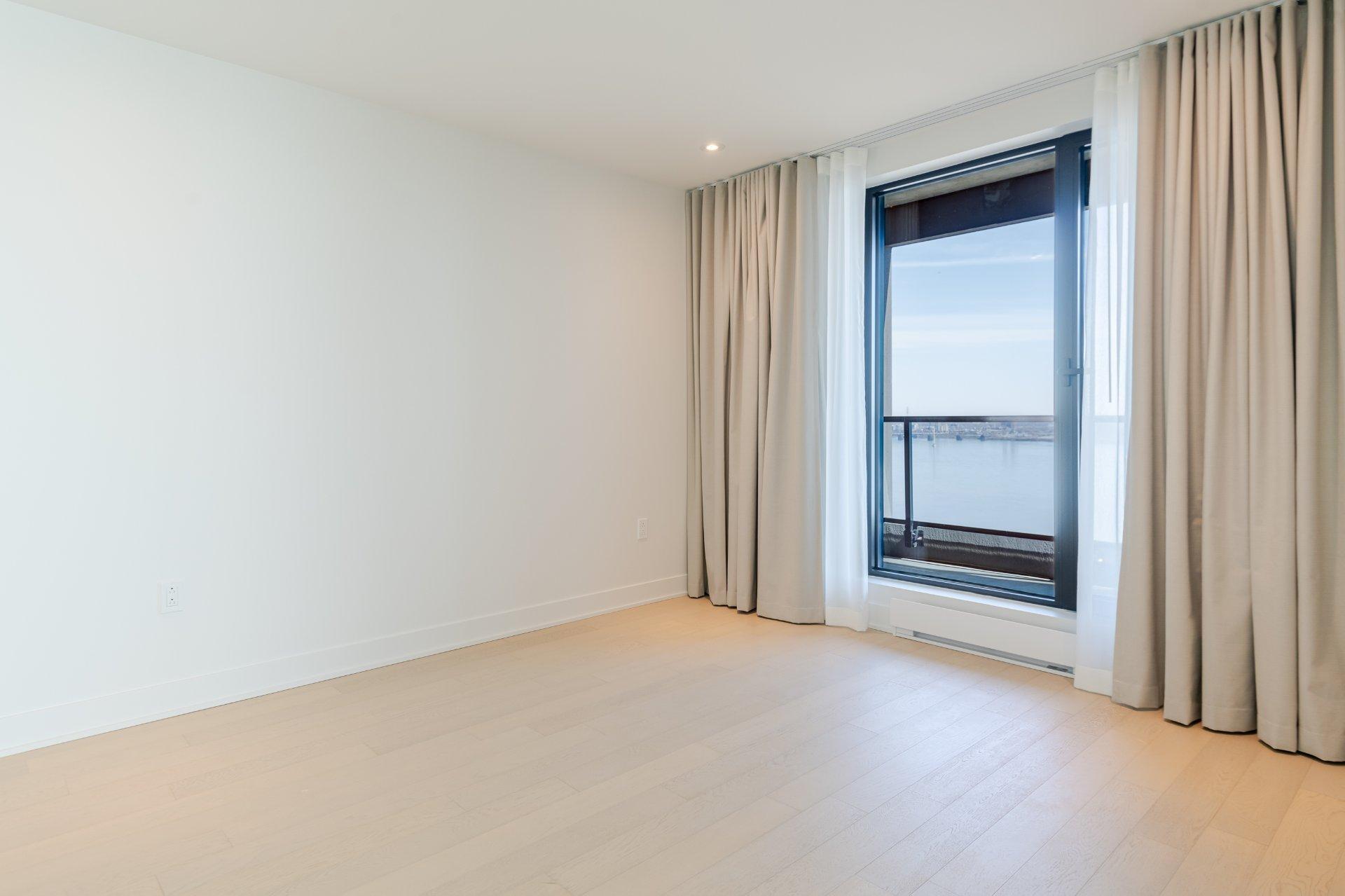 









399


Rue de la Rotonde

, 2703,
Montréal (Verdun/Île-des-Soeurs),




QC
H3E0G1

