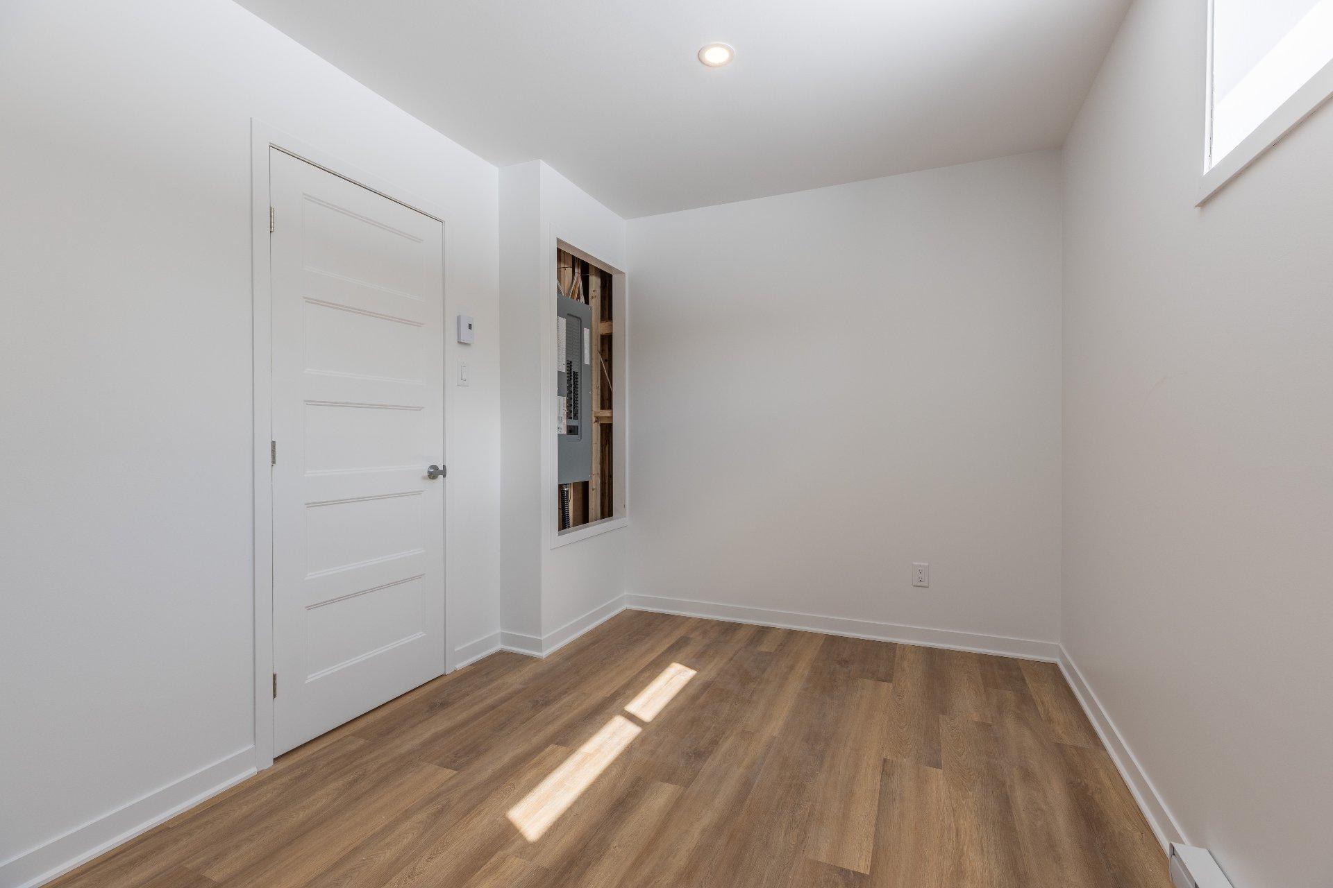









91


Ch. Dufour

,
Saint-Michel-des-Saints,




QC
J0K3B0

