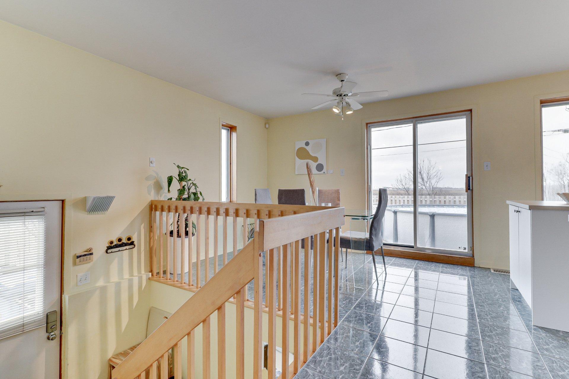 









318


Rue du Centaure

,
L'Épiphanie,




QC
J5X3K9


