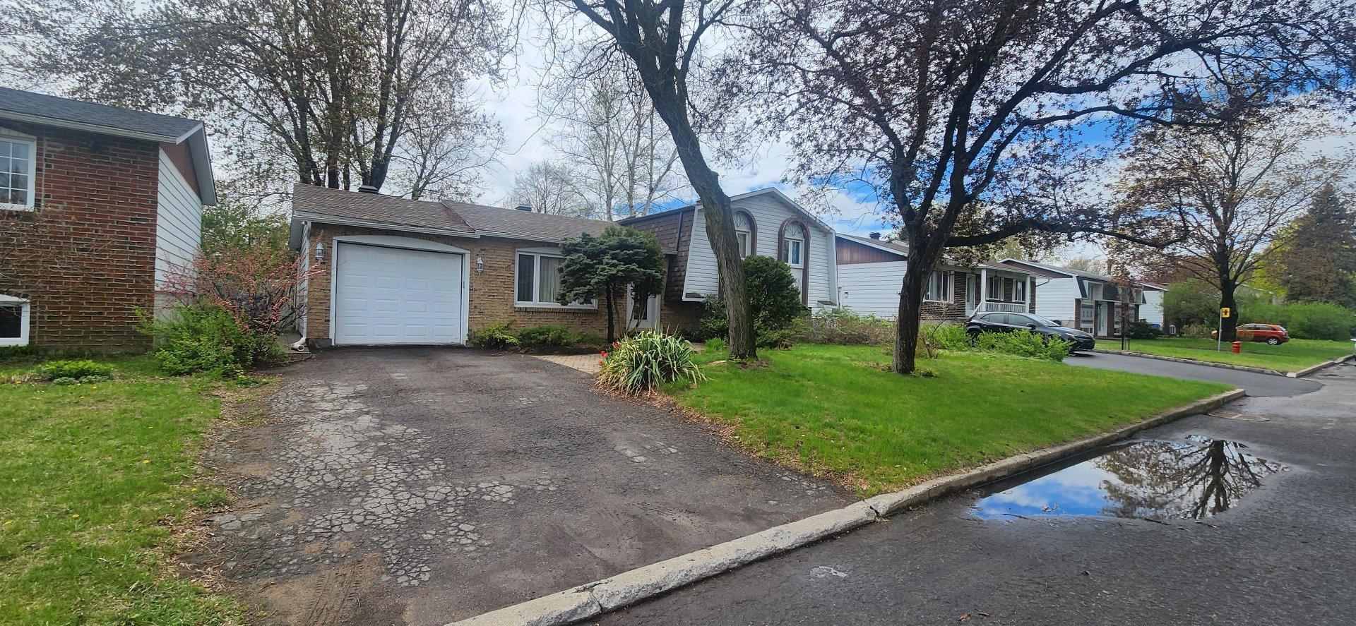 









48


Rue de Lévis

,
Repentigny (Repentigny),




QC
J6A5T2

