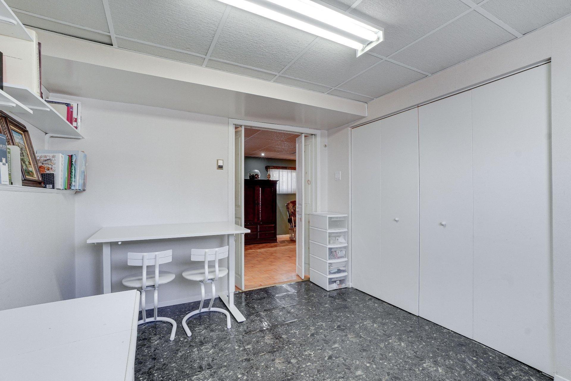 









48


Rue de Lévis

,
Repentigny (Repentigny),




QC
J6A5T2


