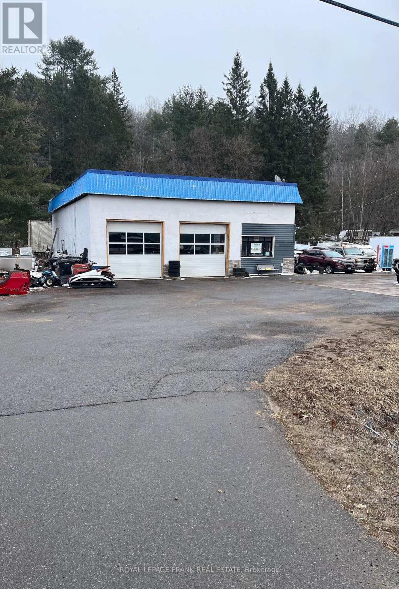 












29620 HIGHWAY 62 N

,
Hastings Highlands (Herschel Ward),




Ontario
K0L1C0


