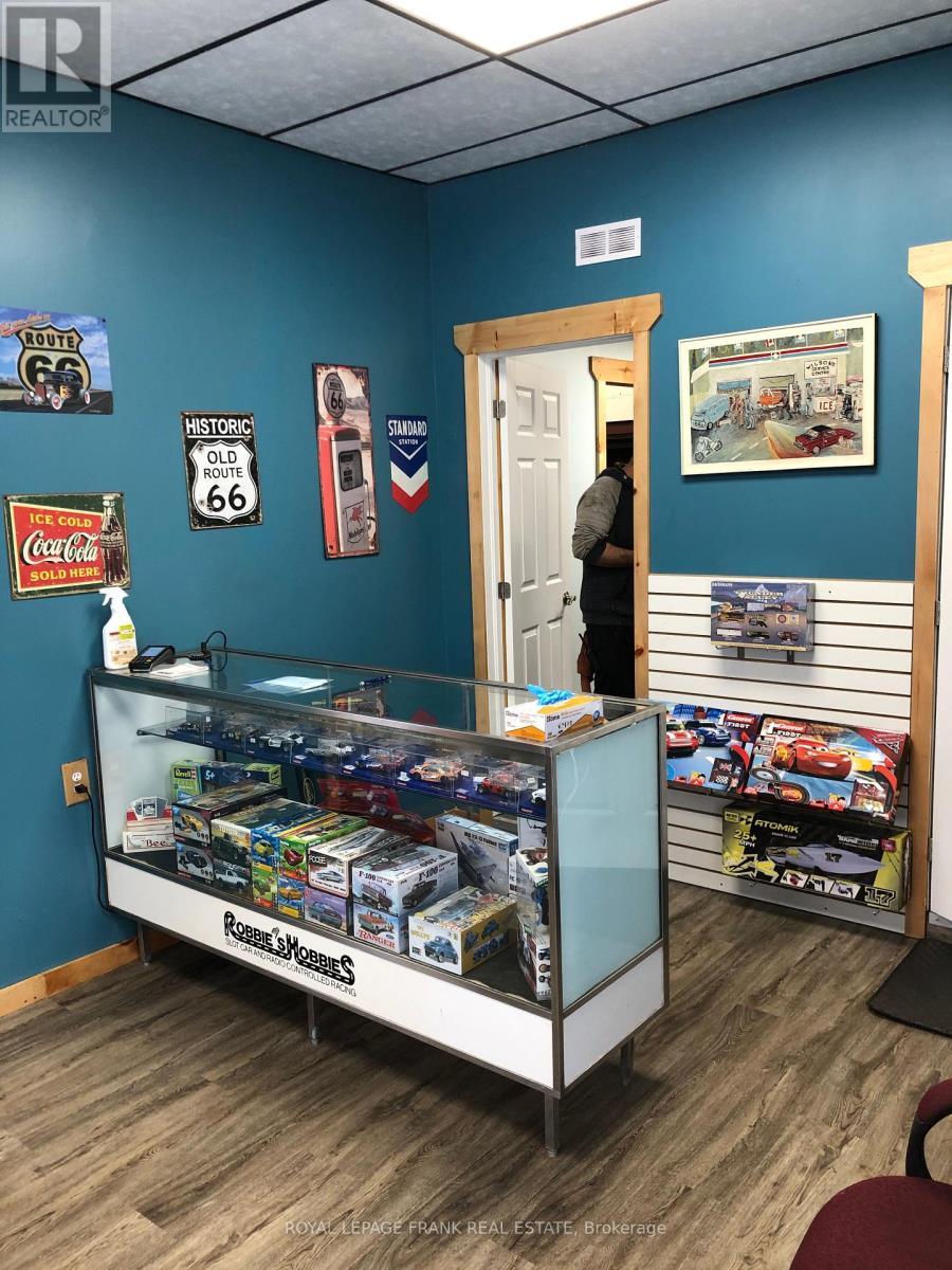 












29620 HIGHWAY 62 N

,
Hastings Highlands (Herschel Ward),




Ontario
K0L1C0

