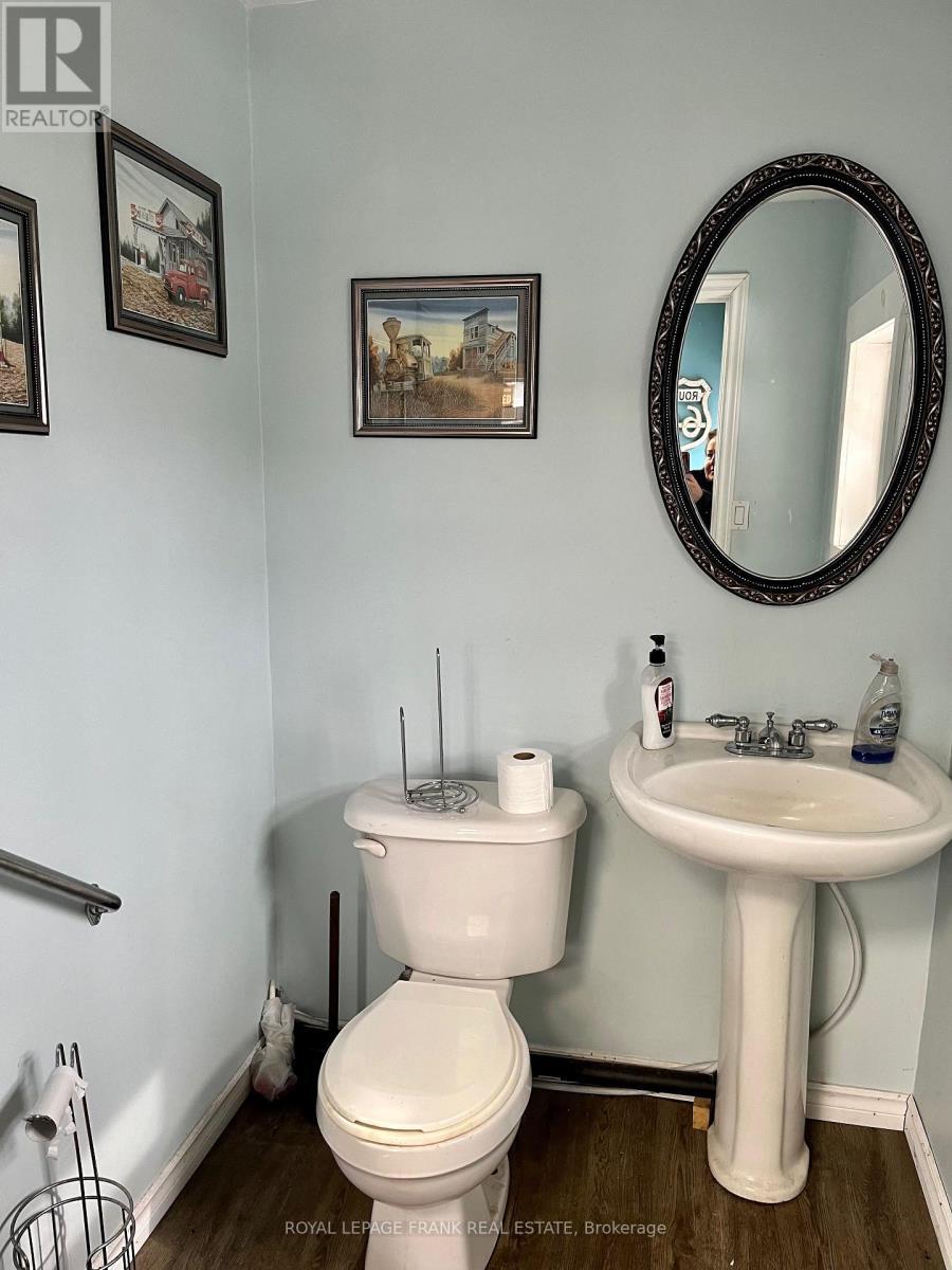 












29620 HIGHWAY 62 N

,
Hastings Highlands (Herschel Ward),




Ontario
K0L1C0

