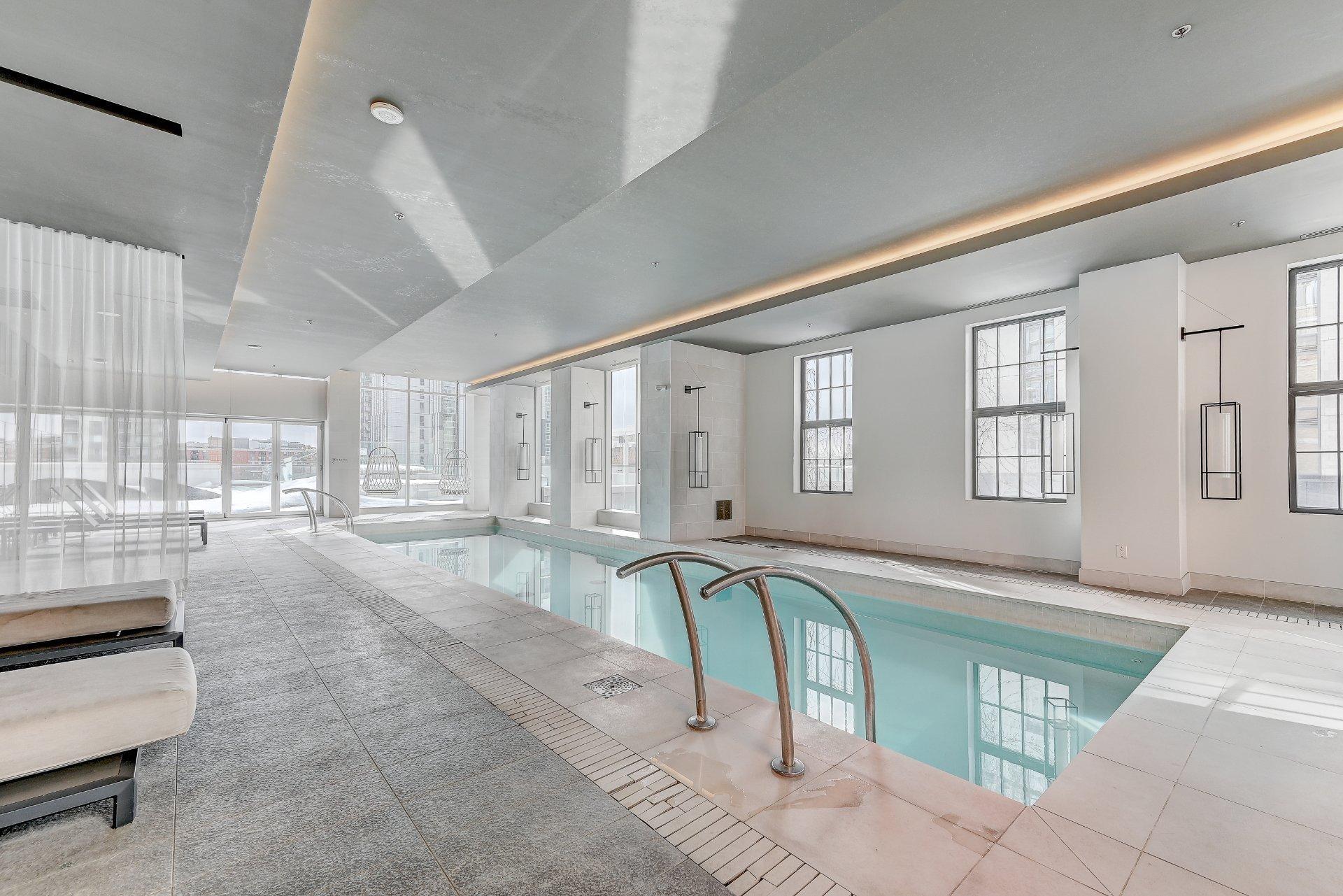 









1188


Rue St-Antoine O.

, 304,
Montréal (Ville-Marie),




QC
H3C1B4

