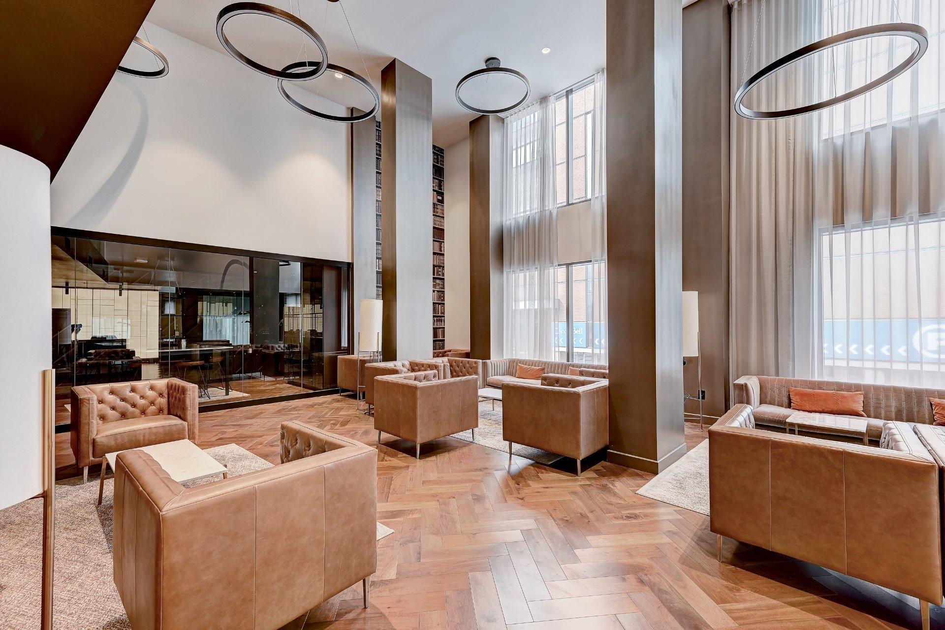 









1188


Rue St-Antoine O.

, 304,
Montréal (Ville-Marie),




QC
H3C1B4


