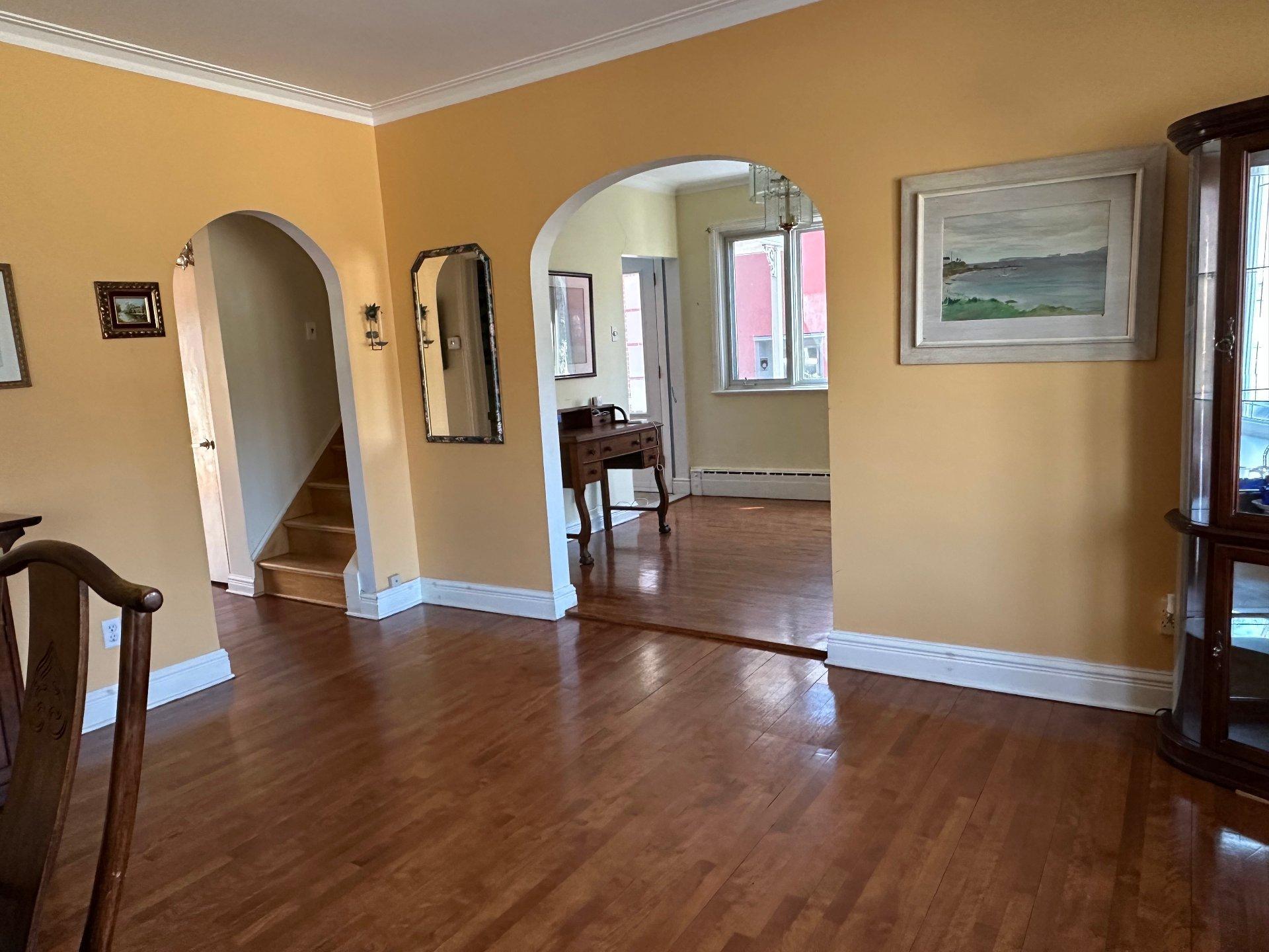 









120


Av. Trenton

,
Mont-Royal,




QC
H3P1Z4

