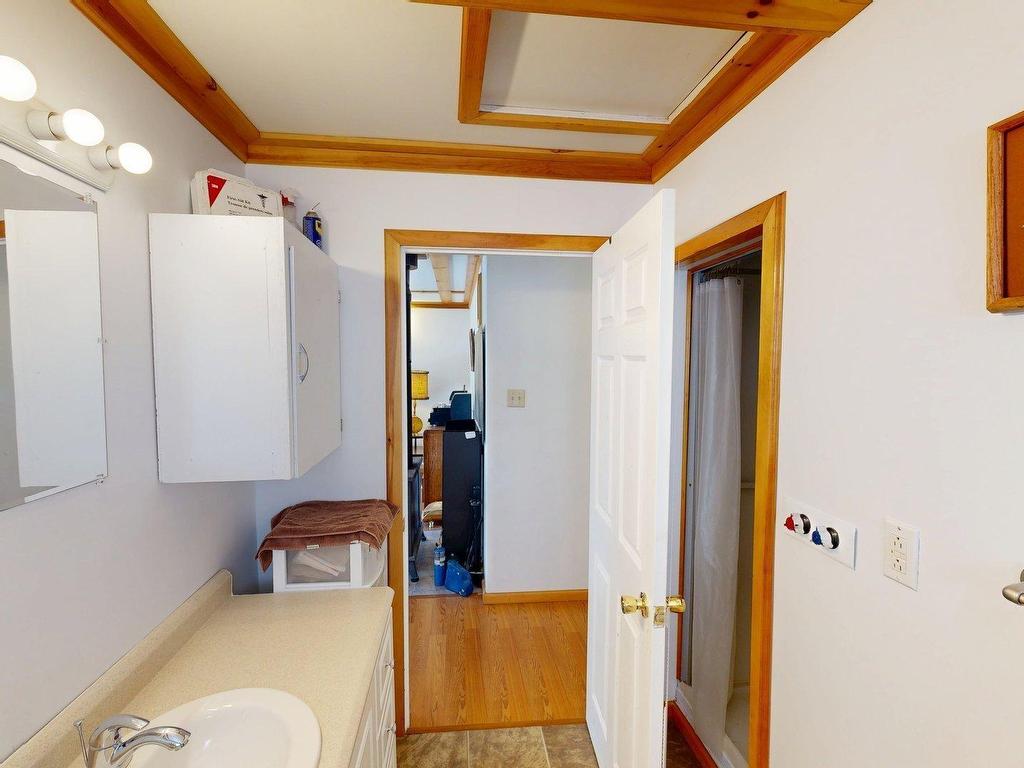 












1084 Mooseland Road

,
Third Lake,







NS
B0J 3H0

