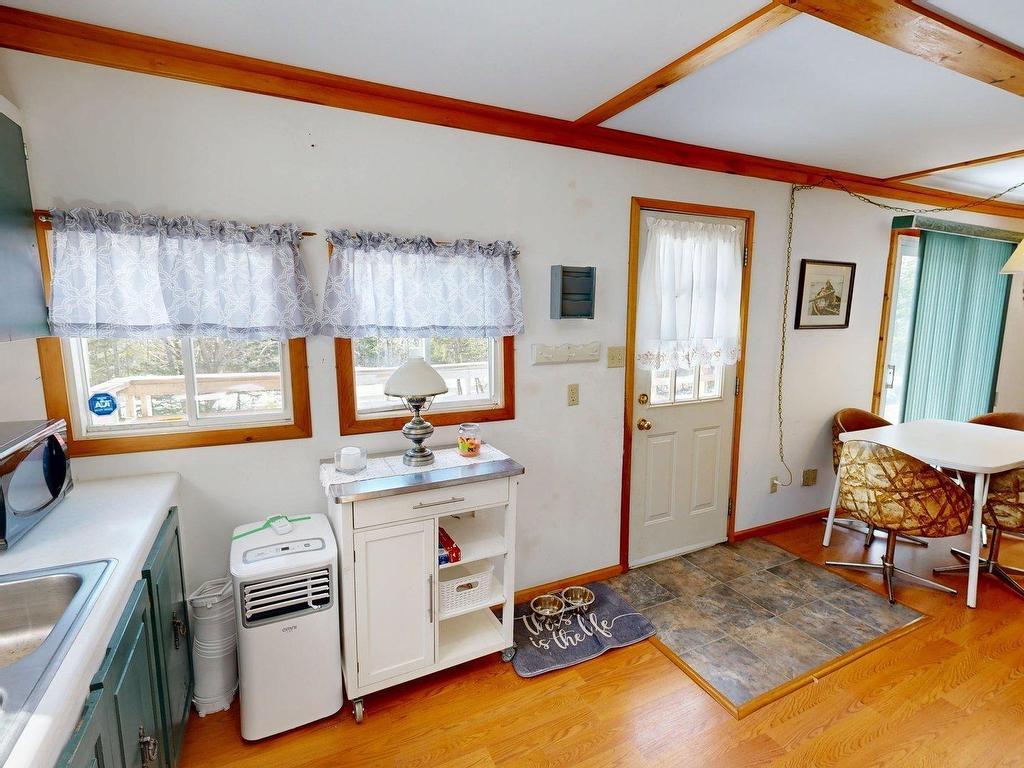 












1084 Mooseland Road

,
Third Lake,







NS
B0J 3H0


