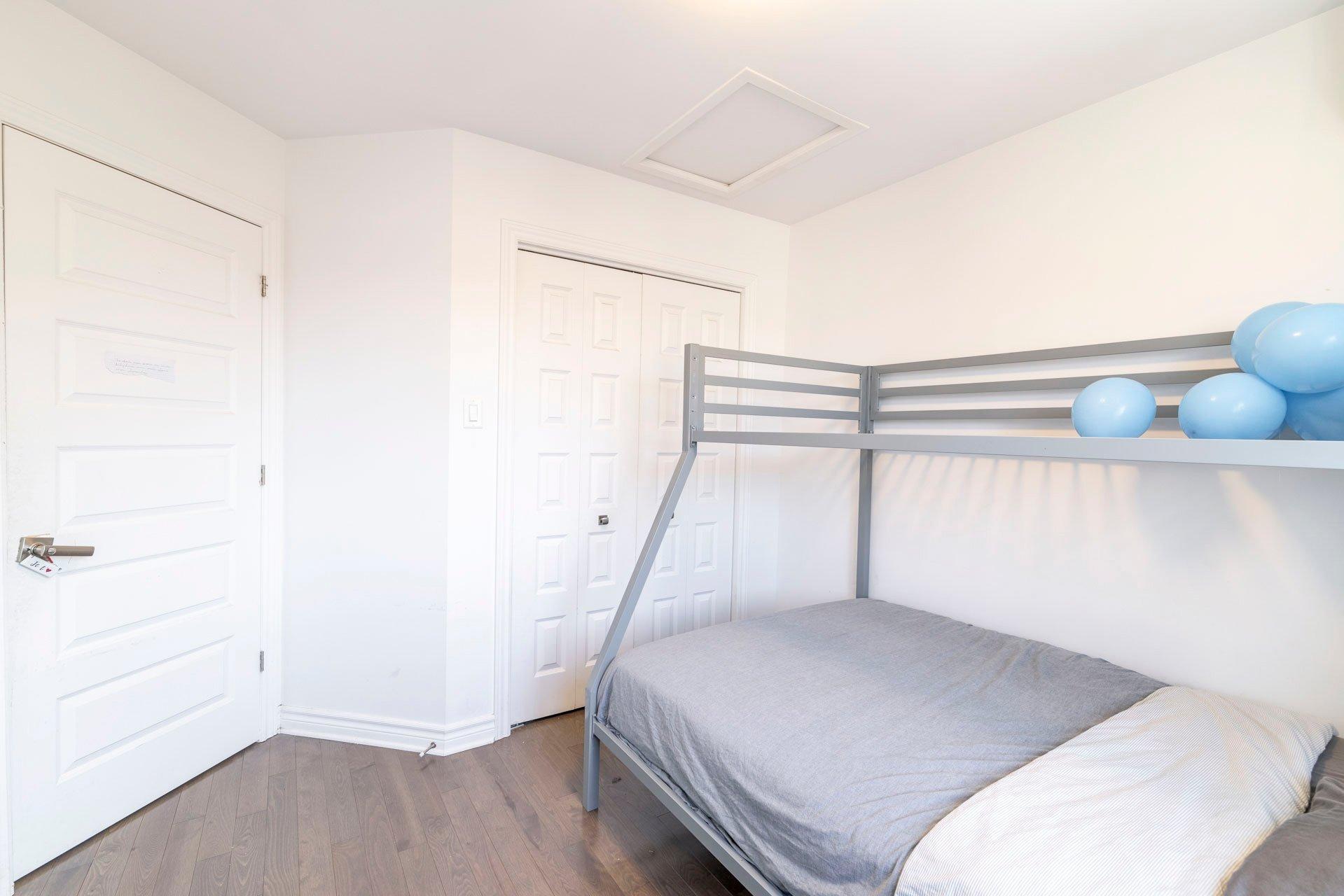 









7391Z


Ch. Kildare

,
Côte-Saint-Luc,




QC
H4W0B8

