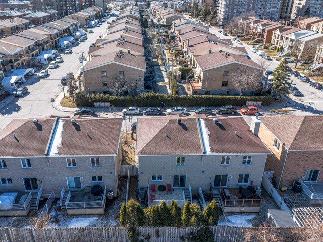 









10019


Rue René-Bauset

,
Montréal (Ahuntsic-Cartierville),




QC
H4N3M4

