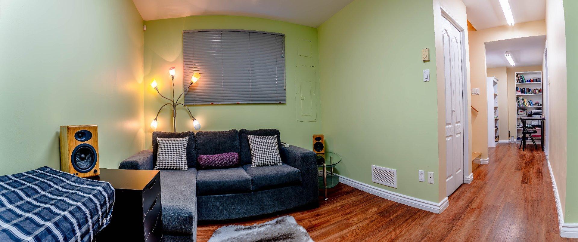 









10019


Rue René-Bauset

,
Montréal (Ahuntsic-Cartierville),




QC
H4N3M4

