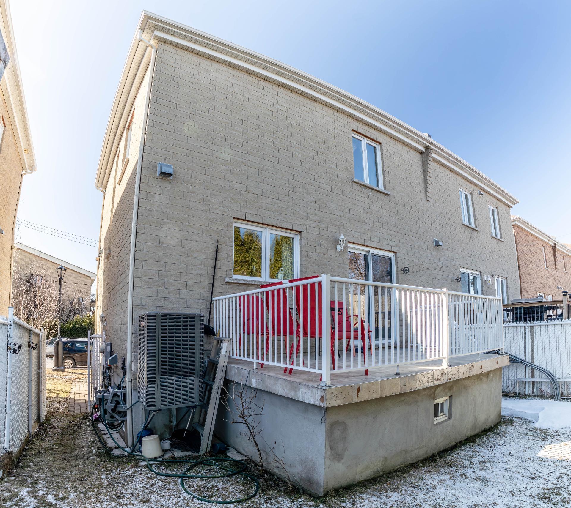 









10019


Rue René-Bauset

,
Montréal (Ahuntsic-Cartierville),




QC
H4N3M4

