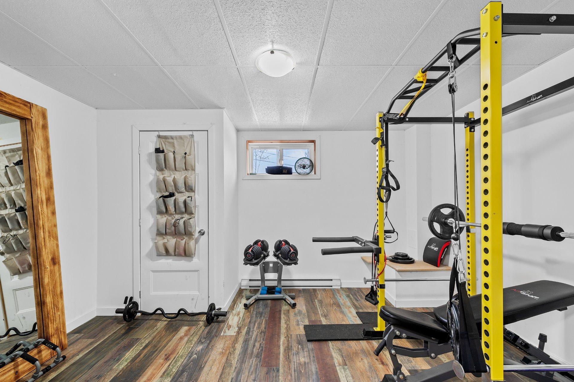 









3205


Rue Carignan

,
Sainte-Adèle,




QC
J8B3E1

