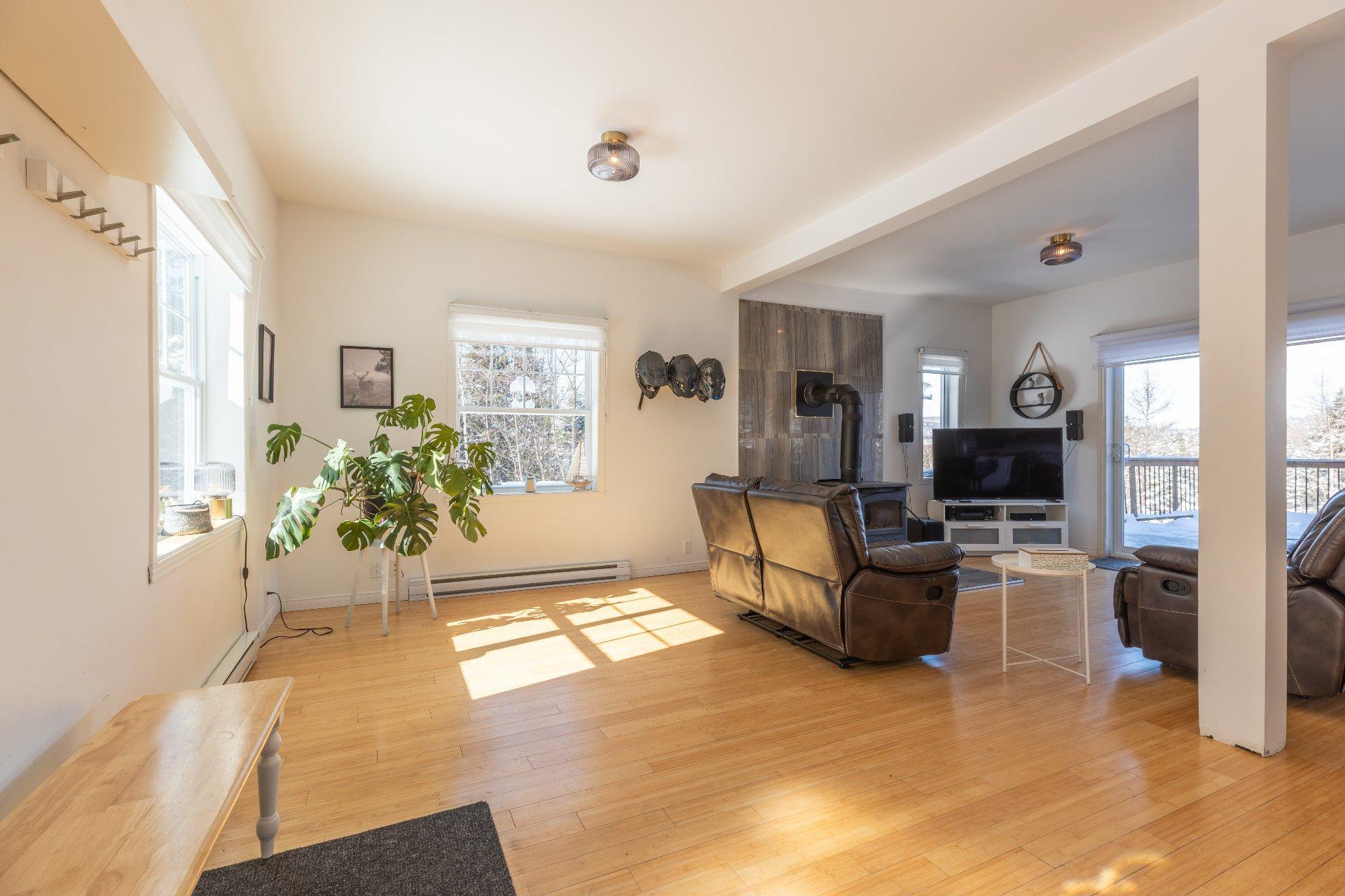 









100


Ch. Lalancette

,
Saint-Michel-des-Saints,




QC
J0K3B0

