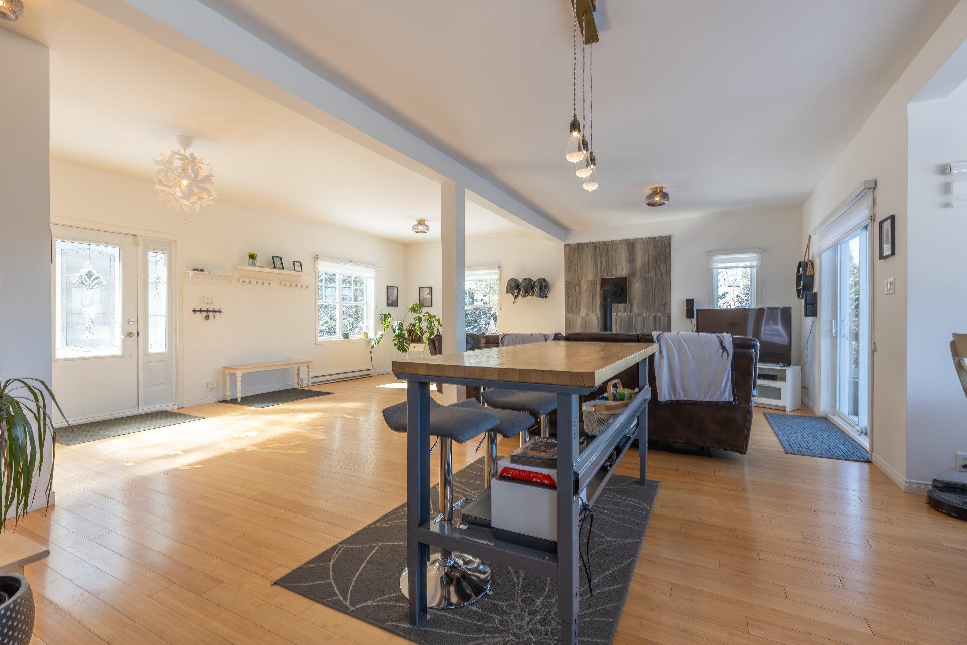 









100


Ch. Lalancette

,
Saint-Michel-des-Saints,




QC
J0K3B0

