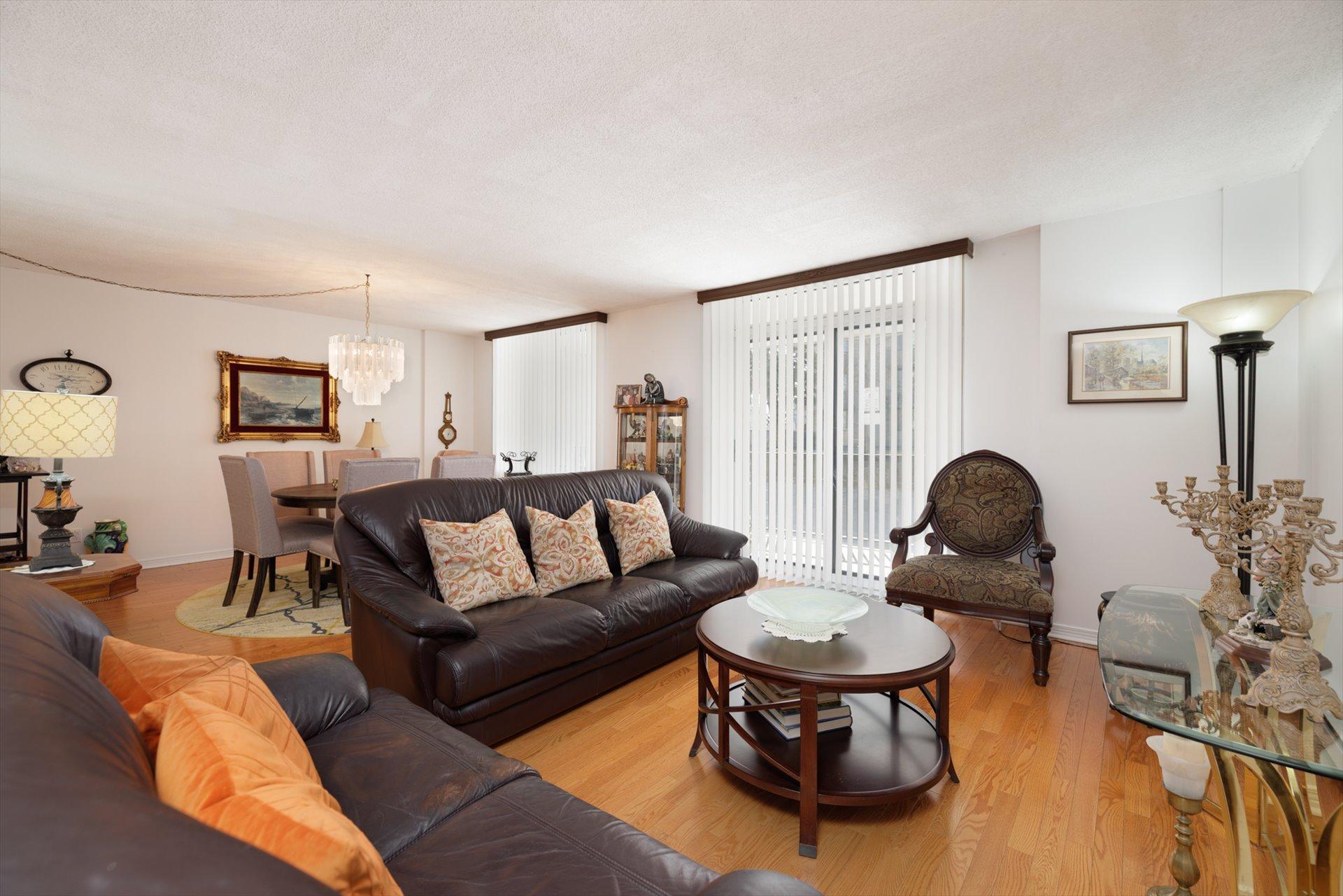 









2905


Boul. de la Côte-Vertu

, 107,
Montréal (Saint-Laurent),




QC
H4R2L4

