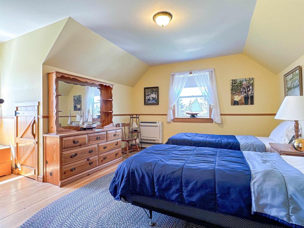












11957 Shore Road

,
Little Sands,




PE
C0A 1W0

