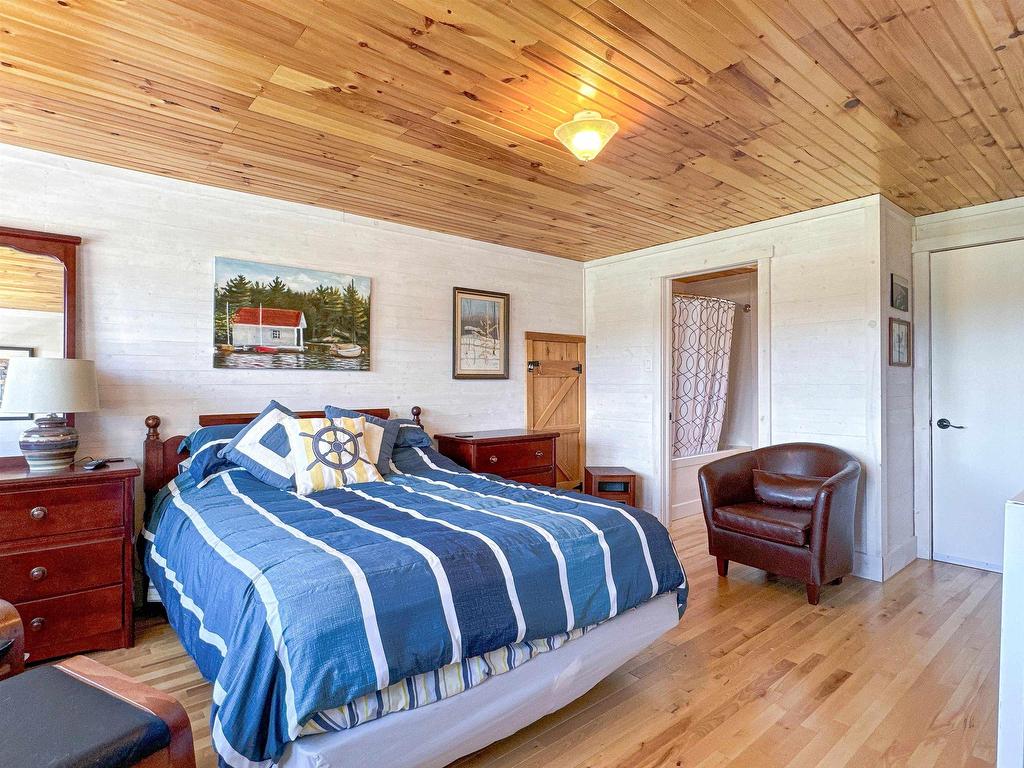 












11957 Shore Road

,
Little Sands,




PE
C0A 1W0


