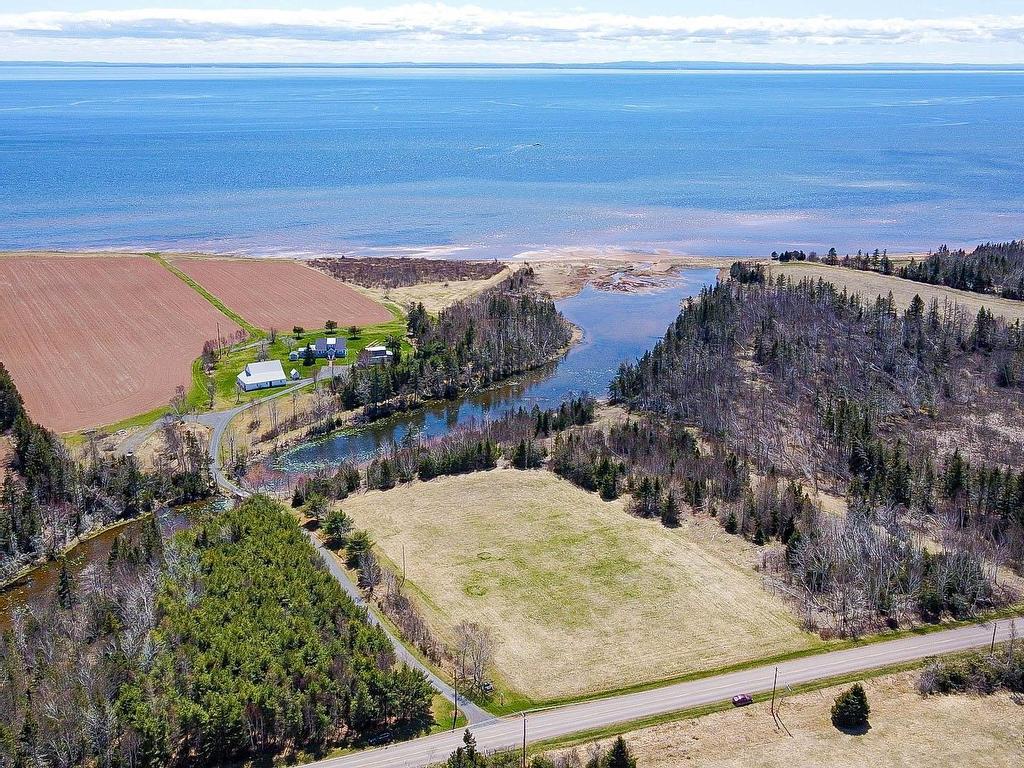 












11957 Shore Road

,
Little Sands,




PE
C0A 1W0

