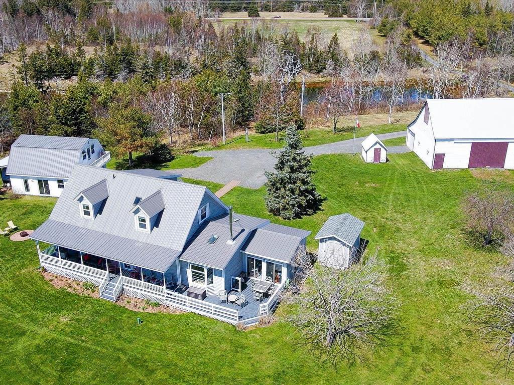 












11957 Shore Road

,
Little Sands,




PE
C0A 1W0

