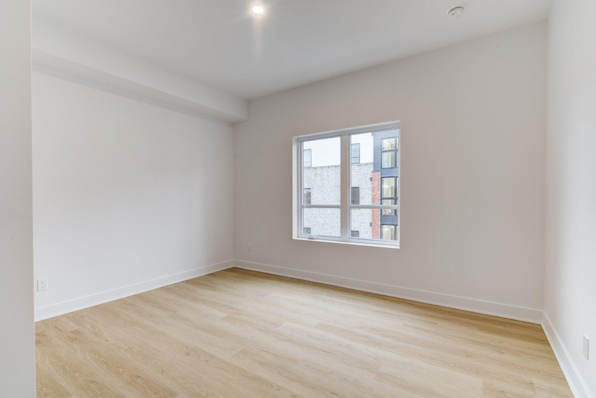 









210


Rue St-Paul

, 103,
Saint-Jean-sur-Richelieu,




QC
J3B0L5

