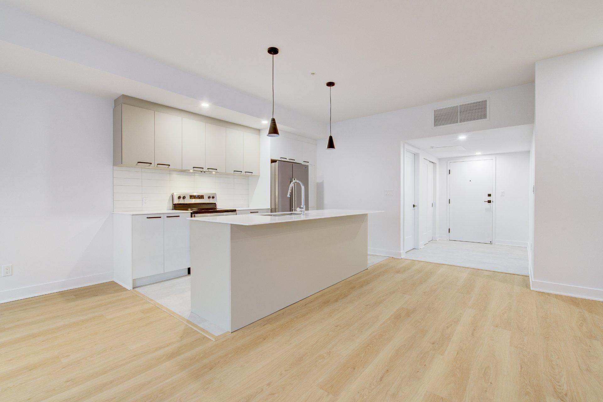 









210


Rue St-Paul

, 103,
Saint-Jean-sur-Richelieu,




QC
J3B0L5

