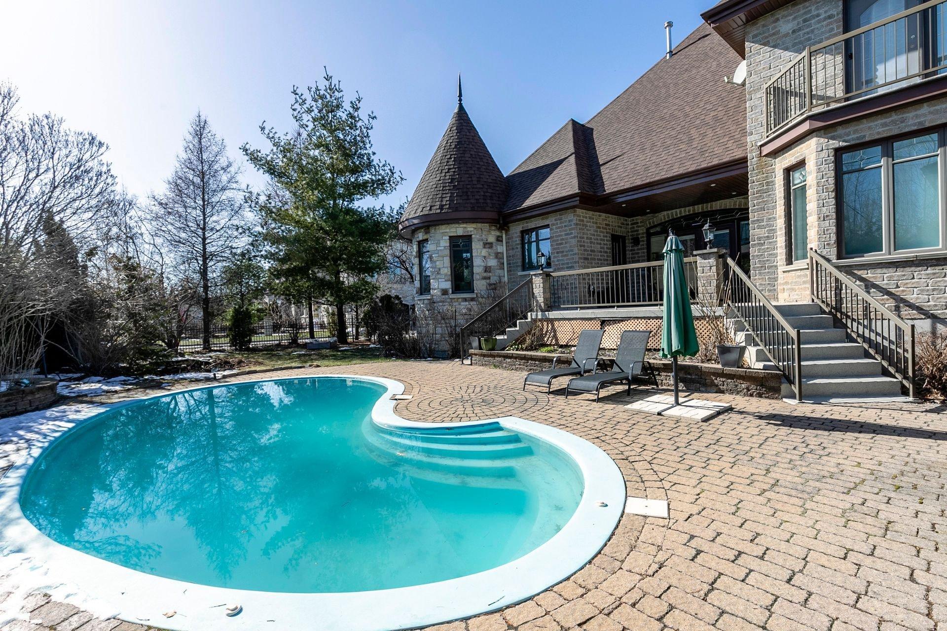 









209


Rue Olivier-Morel

,
Carignan,




QC
J3L5S8

