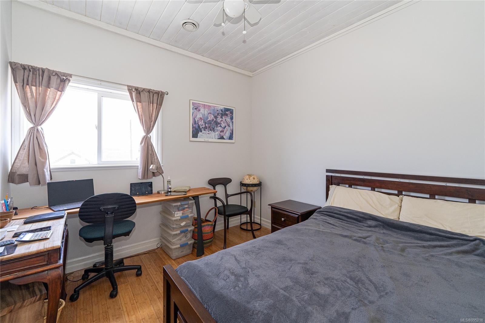 









136


Lower Ganges

Rd,
Salt Spring,




BC
V8K 2S9

