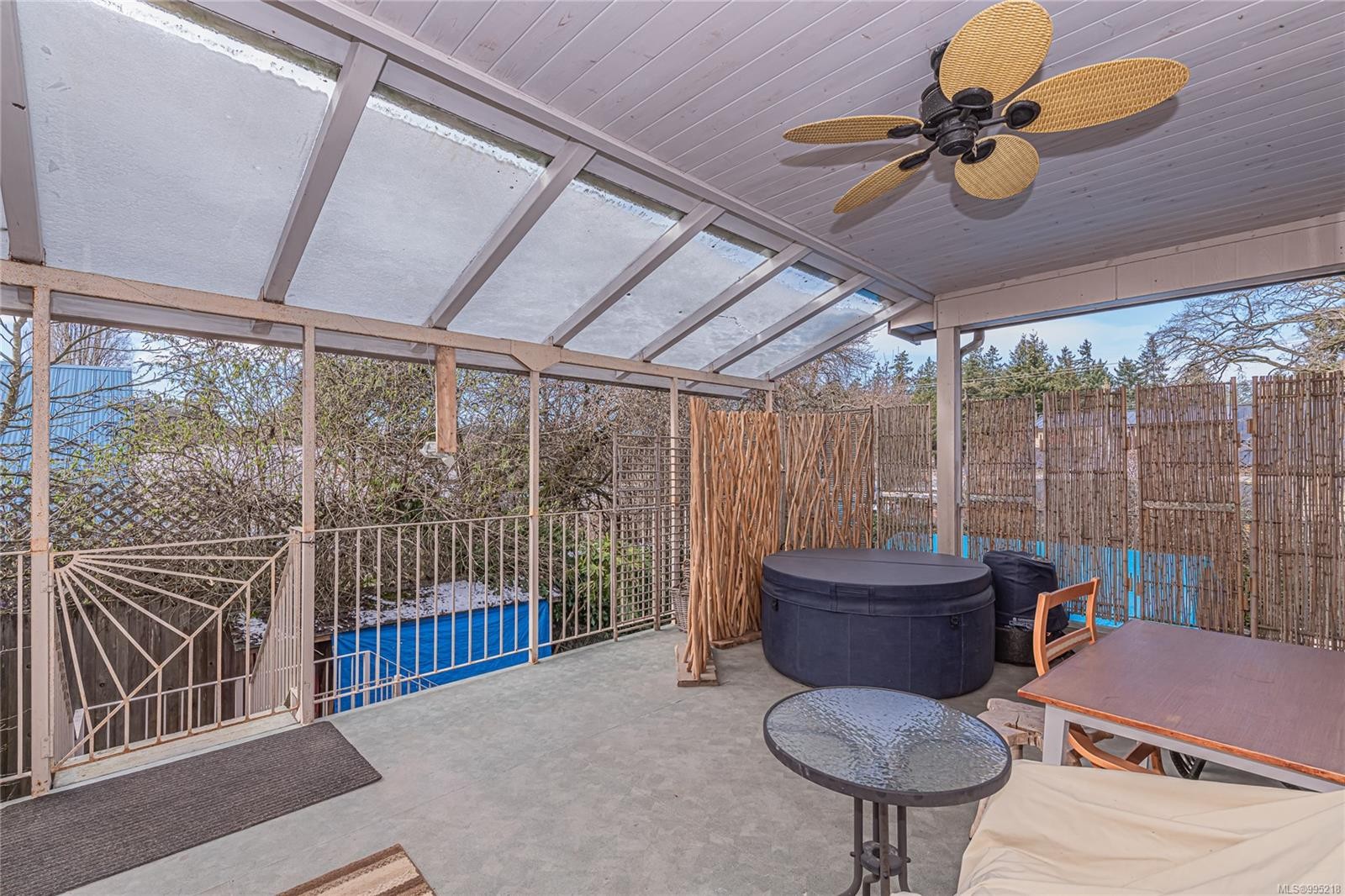









136


Lower Ganges

Rd,
Salt Spring,




BC
V8K 2S9


