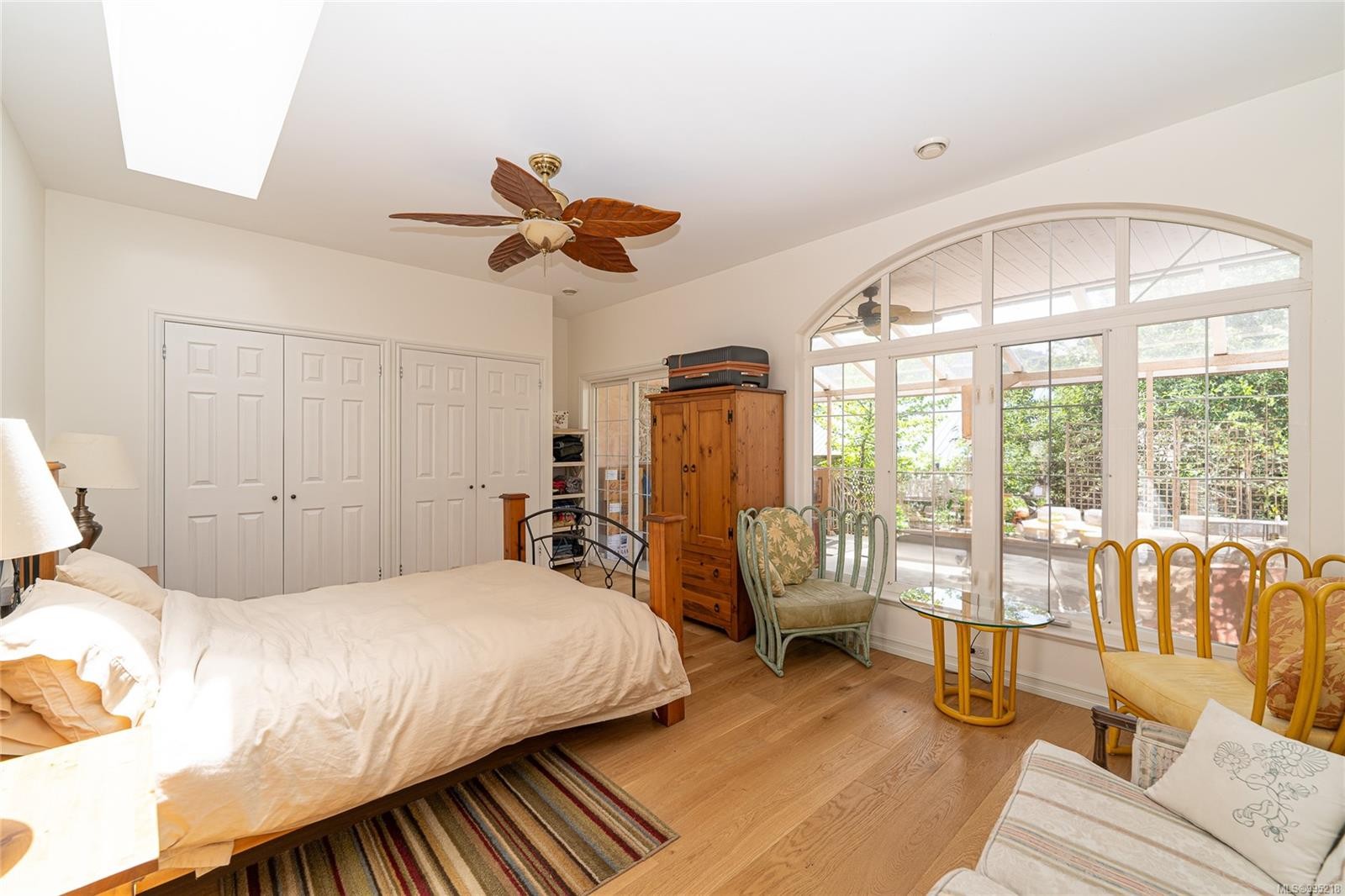 









136


Lower Ganges

Rd,
Salt Spring,




BC
V8K 2S9

