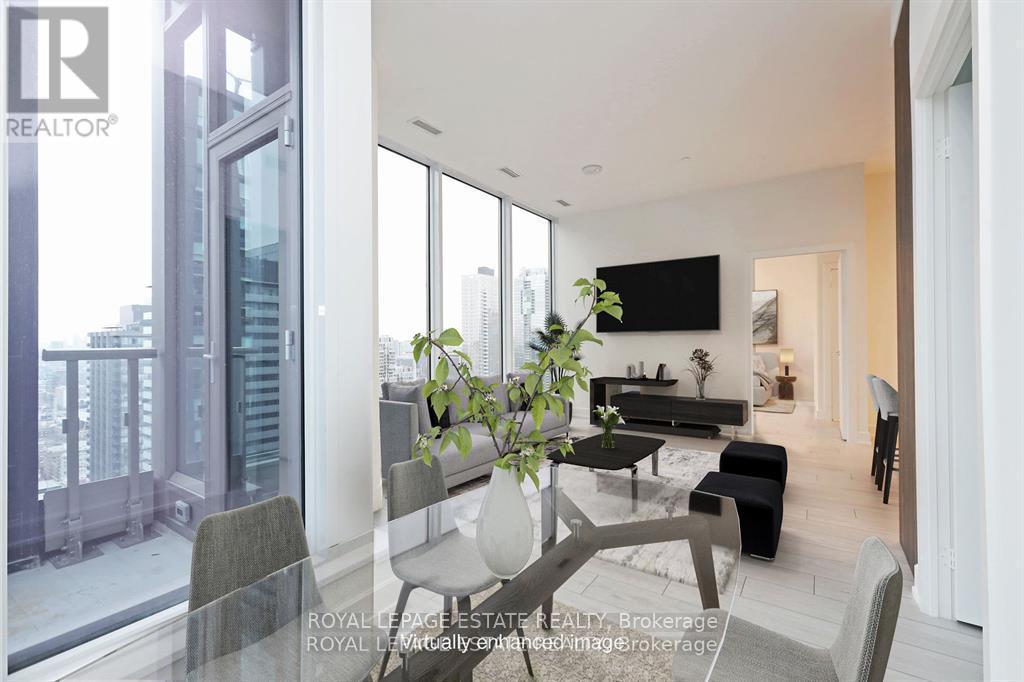 












4003 - 15 MERCER STREET

,
Toronto,




Ontario
M5V1H2

