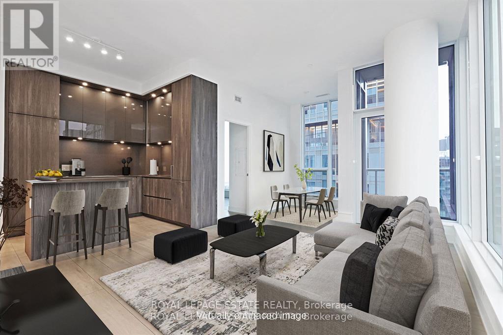 












4003 - 15 MERCER STREET

,
Toronto,




Ontario
M5V1H2

