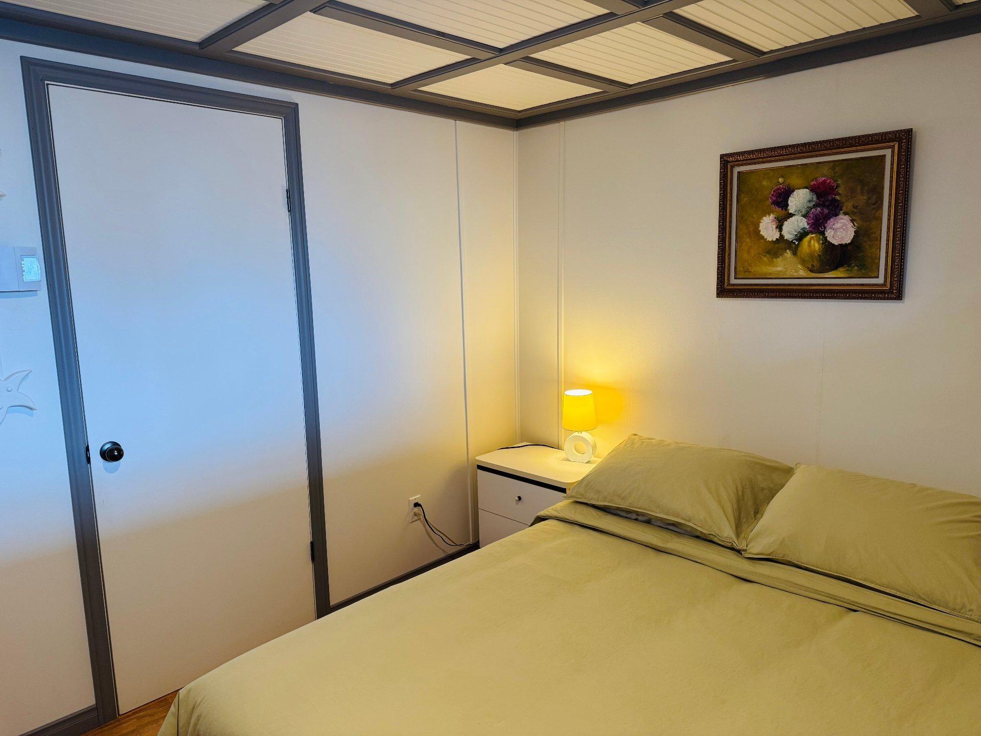 









1388


Rue Boréale

,
Havre-Saint-Pierre,




QC
G0G1P0

