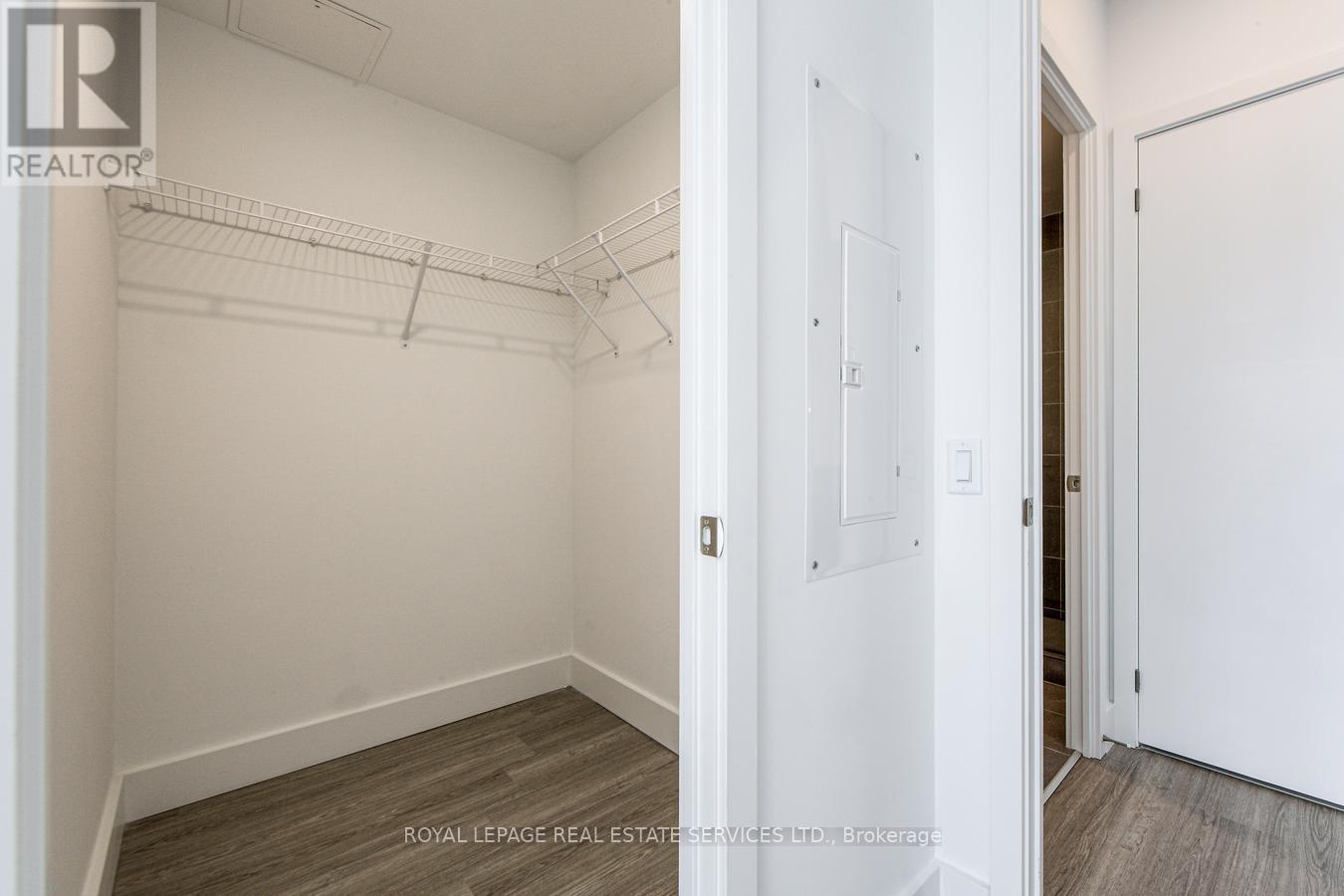 












625 - 625 SHEPPARD AVENUE E

,
Toronto,




Ontario
M2K1B5

